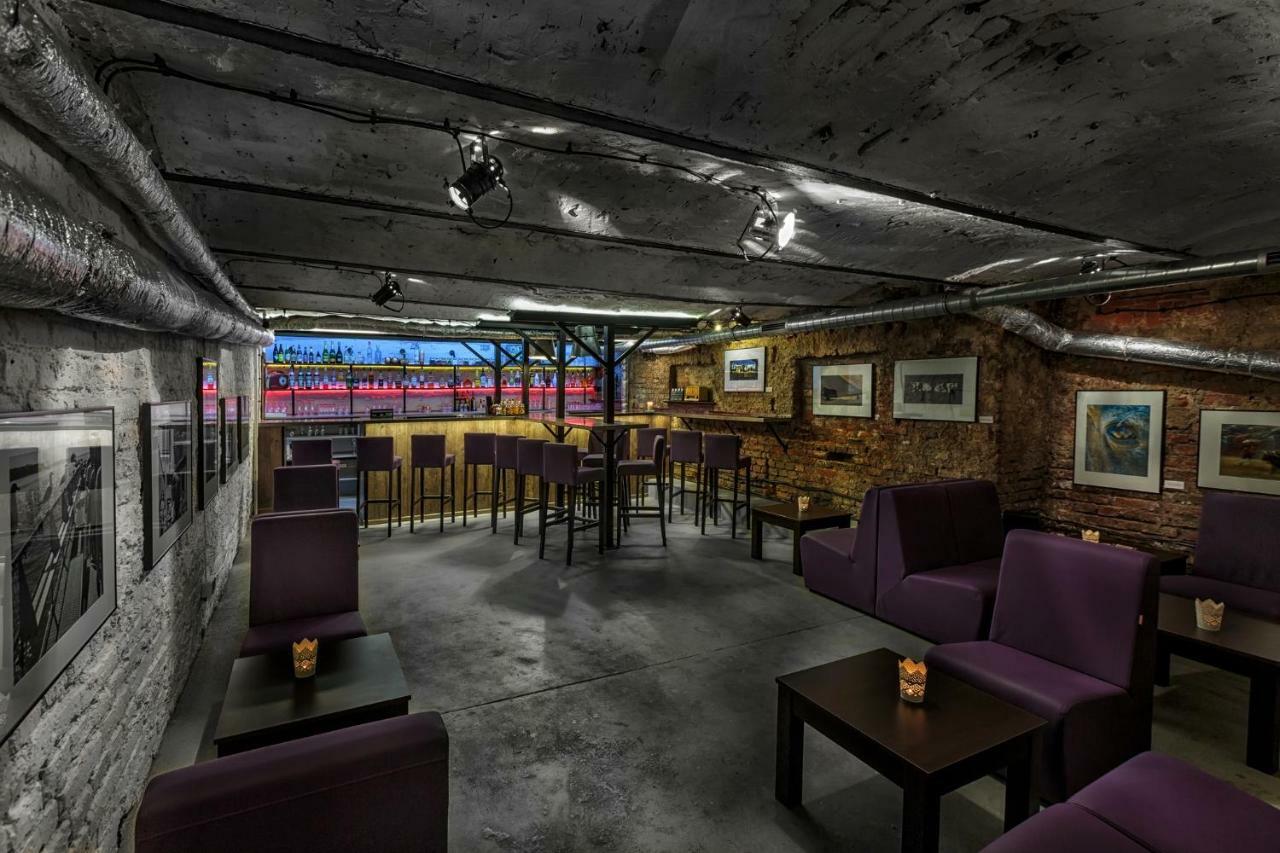Cinema Rooms - Piotrkowska Lodz  Luaran gambar